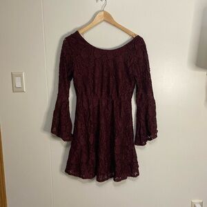 Short bell sleeves dress